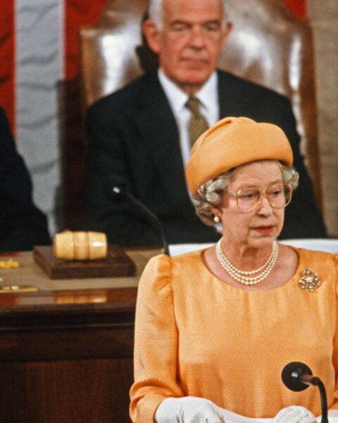 Le discours historique de la reine Elizabeth II devant le Congrès et ses répercussions sur Charles