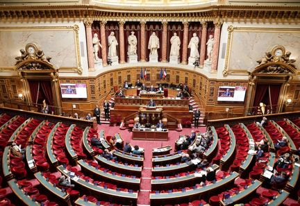 Le Parlement valide la loi de simplification et supprime les zones à faibles émissions