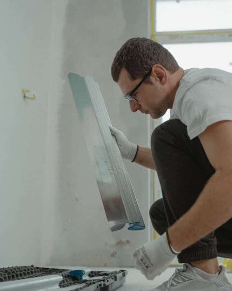 Le prix du carburant flambe, les entreprises du bâtiment s'inquiètent pour leur avenir.