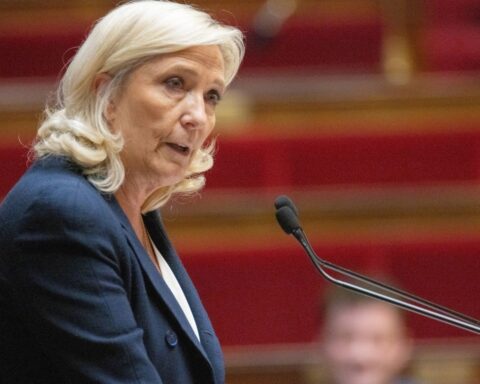 Le Rassemblement national peine à trouver une banque française pour financer sa campagne présidentielle de 2027