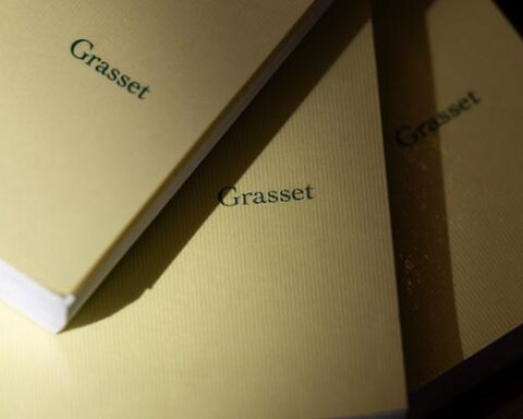 Les auteurs de Grasset réagissent au départ d'Olivier Nora et à l'influence de Vincent Bolloré sur le secteur culturel