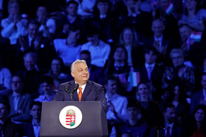 Les électeurs hongrois pourraient-ils renverser Viktor Orbán, figure de l'extrême droite ?