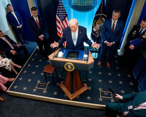 Les menaces d'attaques de Trump sur l'infrastructure iranienne pourraient-elles constituer un crime de guerre ?