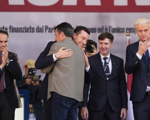 L'extrême droite européenne s'unie contre l'immigration lors d'un rassemblement à Milan