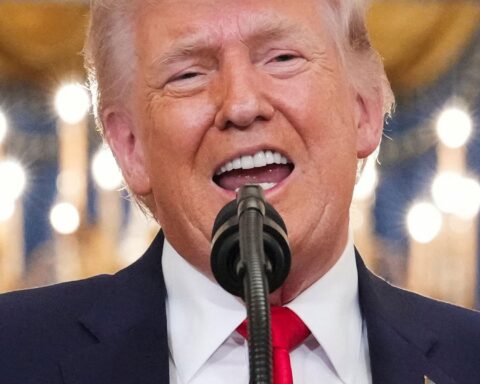 L'Iran menace des attaques écrasantes et élargies après le discours de Trump