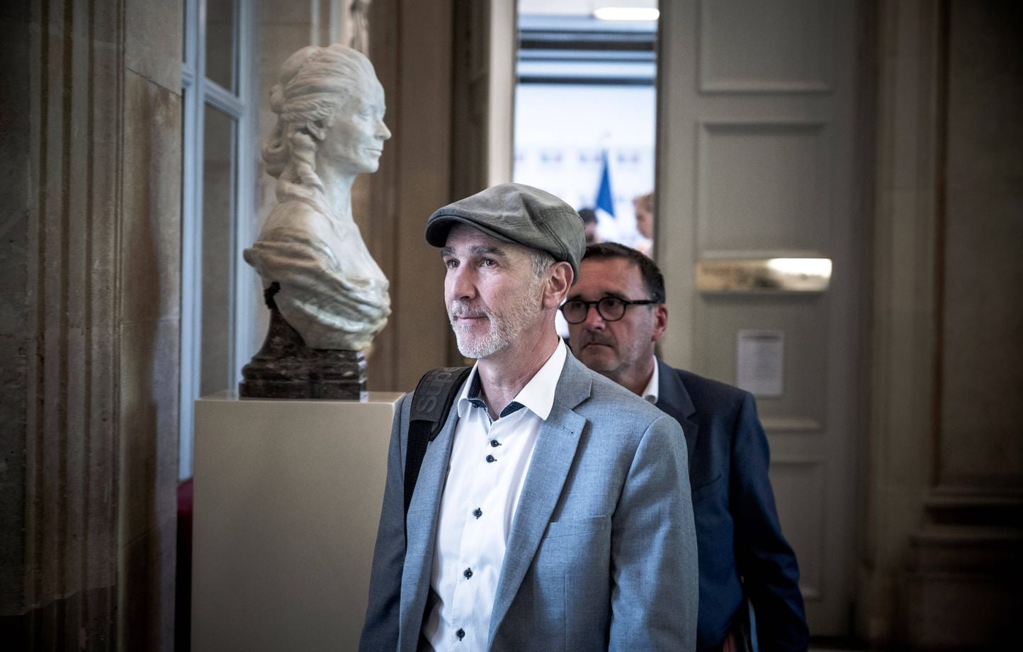 Loïc Prud’homme quitte La France insoumise, critiquant les divergences stratégiques et les déclarations de Mélenchon