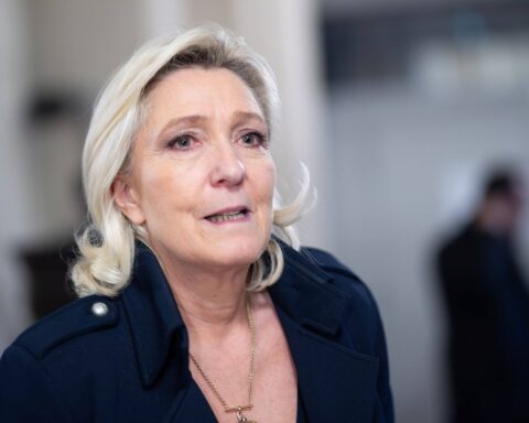 Marine Le Pen dîne avec les dirigeants du CAC 40 au restaurant Drouant