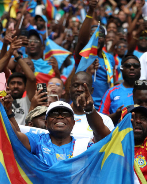 Mondial 2026 : mise en vente des derniers billets à partir de 430 dollars pour le match France – Irak, enquête ouverte sur des chants anti-musulmans.