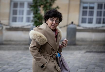 Monique Barbut déclare plus de 150 000 euros d'actions, soulignant ses intérêts diversifiés