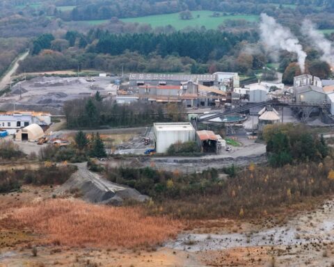 Pollution suspectée dans la carrière d’andalousite d’Imerys à Glomel
