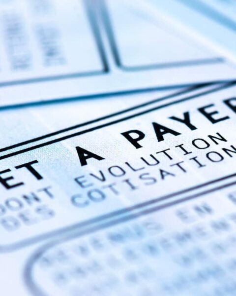 Pourquoi le SMIC pourrait connaître une hausse en France au premier semestre ?