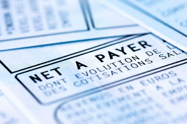 Pourquoi le SMIC pourrait connaître une hausse en France au premier semestre ?