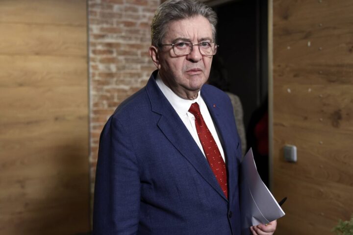 Présidentielle 2027 : l'absence de débat sur la candidature de Jean-Luc Mélenchon à LFI
