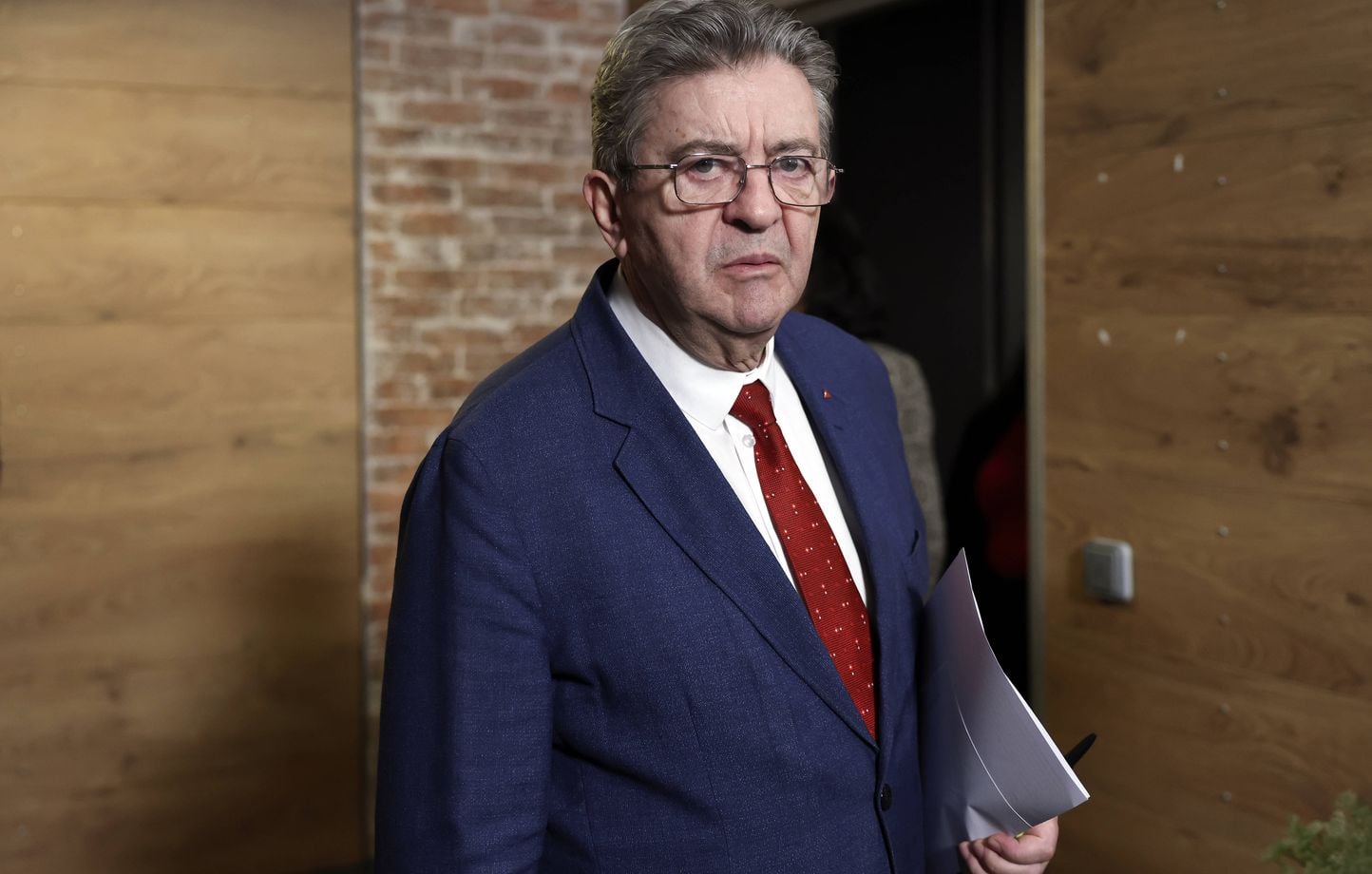 Présidentielle 2027 : l'absence de débat sur la candidature de Jean-Luc Mélenchon à LFI