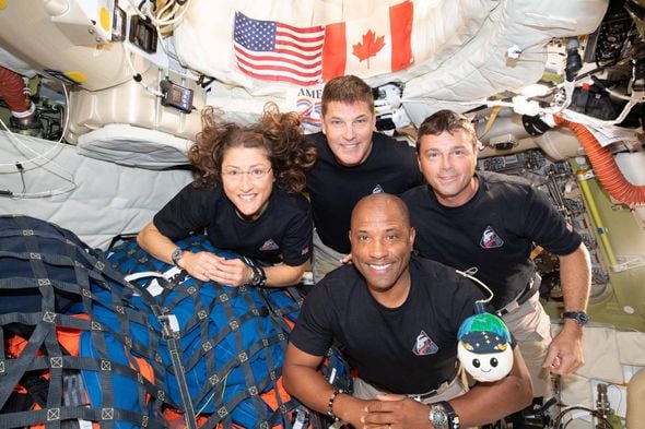 Retour imminent des astronautes d'Artémis II après avoir battu des records de distance dans l'espace