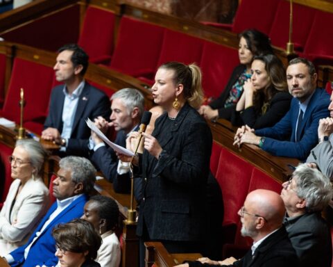 Retrait de la loi Yadan : tensions au sein de l'Assemblée nationale face à l'antisémitisme et aux critiques liées à Israël