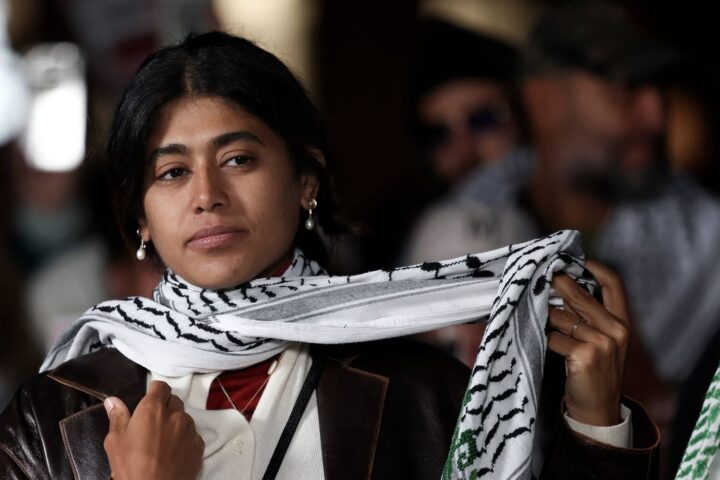 Rima Hassan : moments clés d'une semaine mouvementée pour l'eurodéputée française