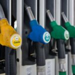 Sébastien Lecornu annonce une baisse des prix du carburant prévue "fin du week-end, début de semaine prochaine"