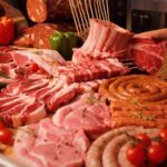 Suffisamment d'hypocrisie : il est impératif d'interdire l'abattage sans étourdissement, considéré comme une barbarie.