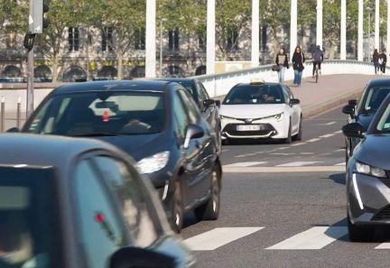 Suppression des zones à faibles émissions : Lyon divisé sur cette décision polémique