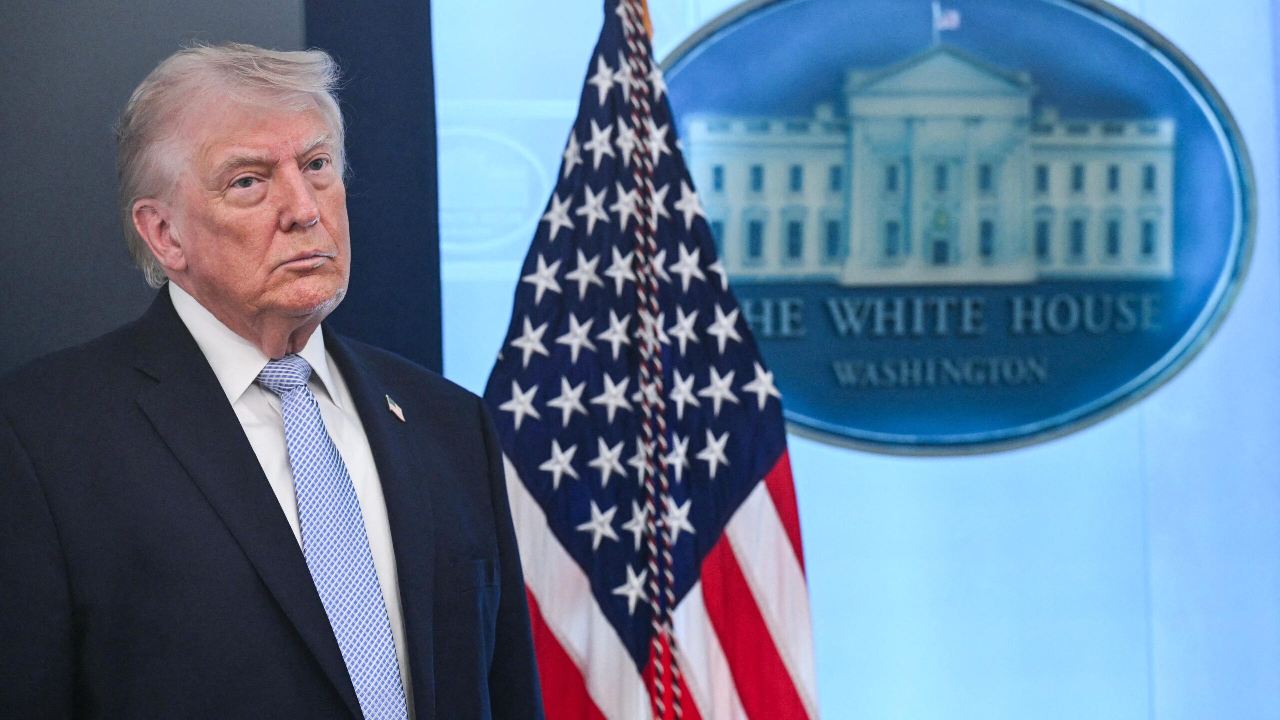 Téhéran annonce 'aucune décision pour l'instant' sur sa participation aux pourparlers de paix, le président iranien souligne la méfiance envers Washington