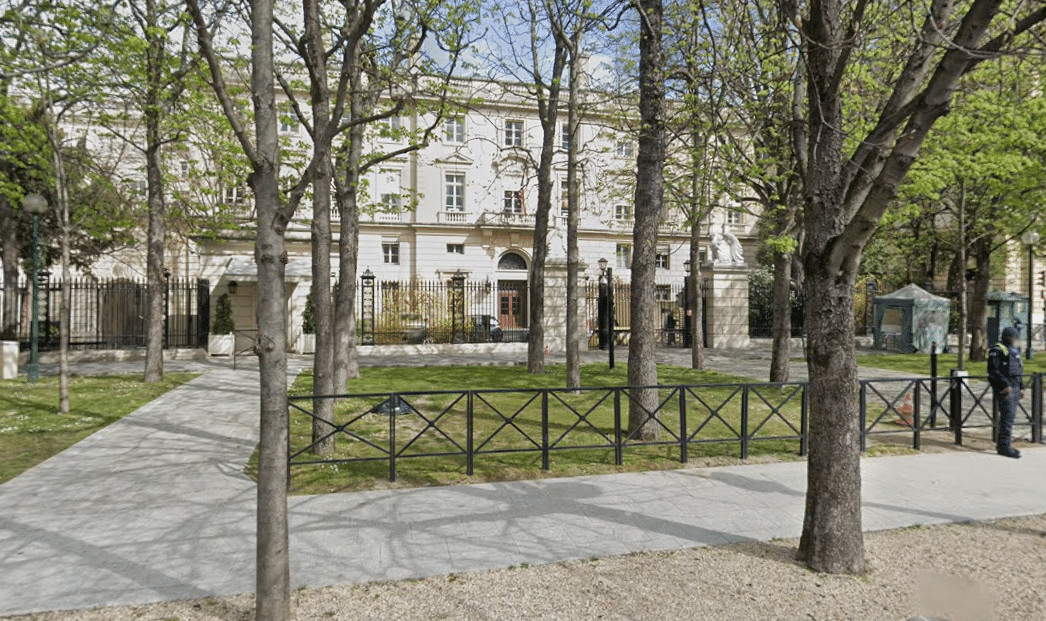 URGENT : Évacuation en cours à l'ambassade des États-Unis à Paris