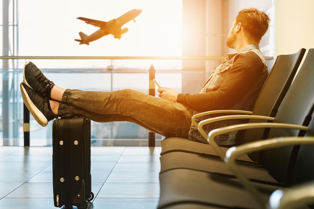 Vers l'introduction d'un bagage à main gratuit sur les vols à bas prix ?
