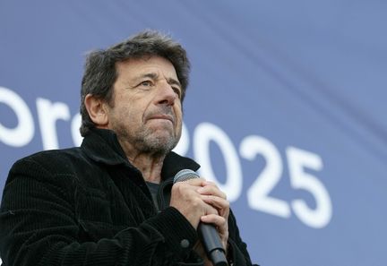 Accusations de viol contre Patrick Bruel : des élus appellent à suspendre sa carrière artistique