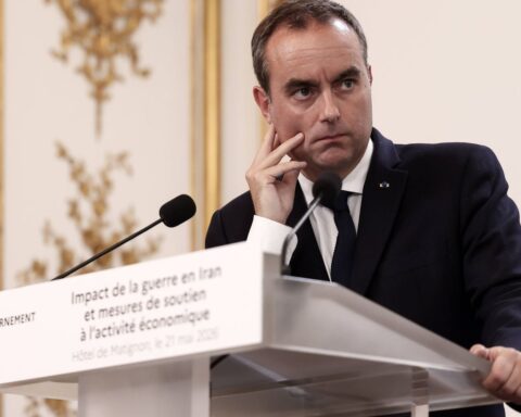 Budget 2026 : le gouvernement français annonce 4 milliards d’euros d’économies face au coût du conflit au Moyen-Orient