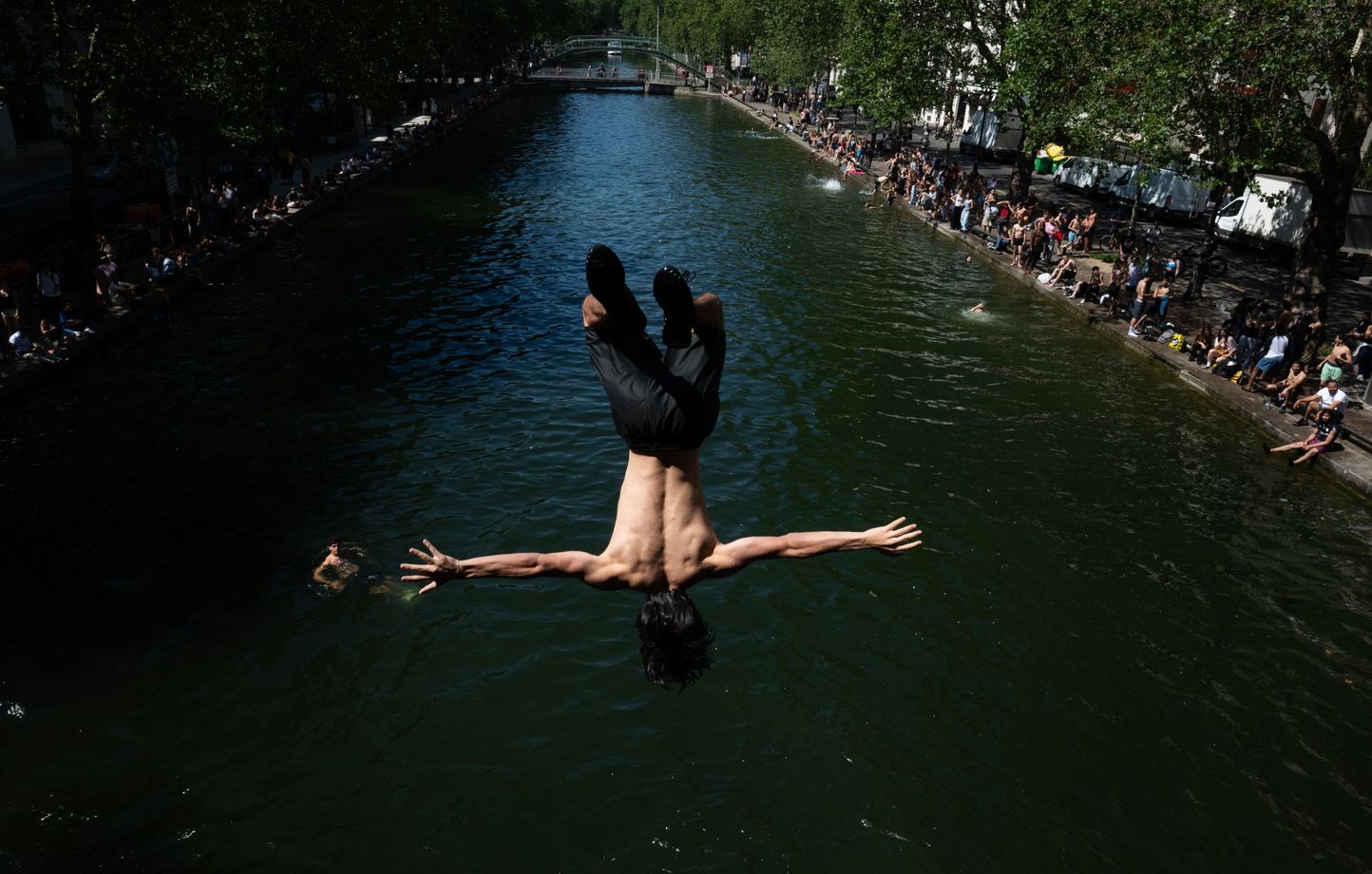 Canicule en France : alertes et températures extrêmes dans plusieurs villes, dont Paris et Lyon