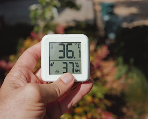 Canicule : vigilance jaune maintenue dans le Finistère et étendue à 12 départements lundi