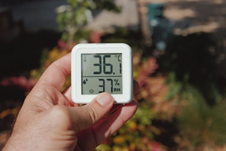 Canicule : vigilance jaune maintenue dans le Finistère et étendue à 12 départements lundi