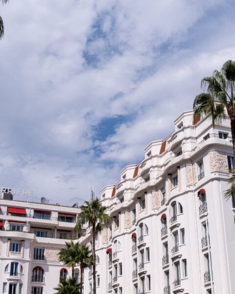 Cannes: les paiements en cryptomonnaies attirent entre 60 et 70% d'étrangers lors du festival