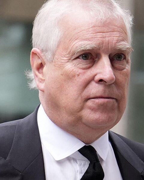 Cinq enseignements tirés de la publication des documents du gouvernement britannique sur l'ancien prince Andrew