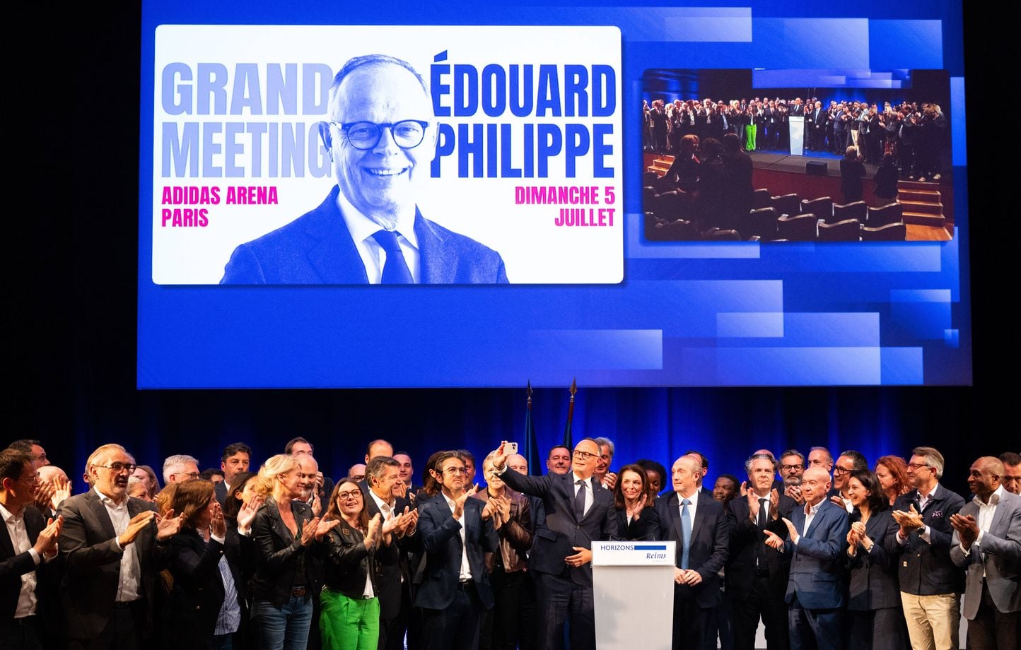 Édouard Philippe maintient sa candidature à la présidentielle en dépit des enquêtes judiciaires