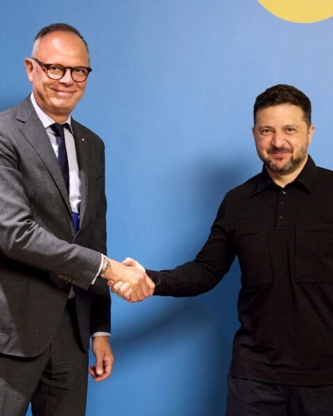 Edouard Philippe rencontre Volodymyr Zelensky à Kiev durant la campagne présidentielle française