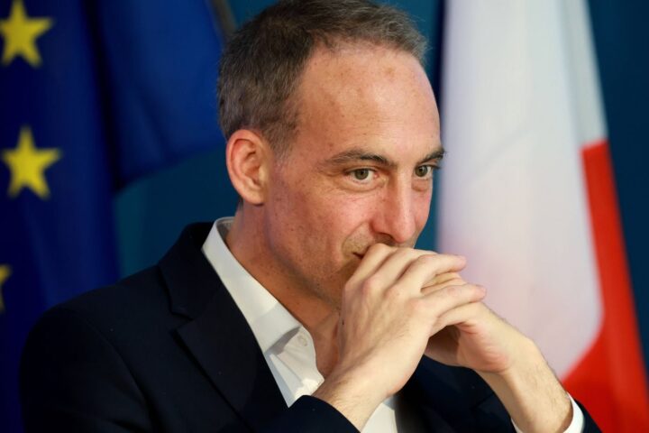Élection présidentielle 2027 : la note stratégique de Glucksmann attise les tensions au sein de la gauche
