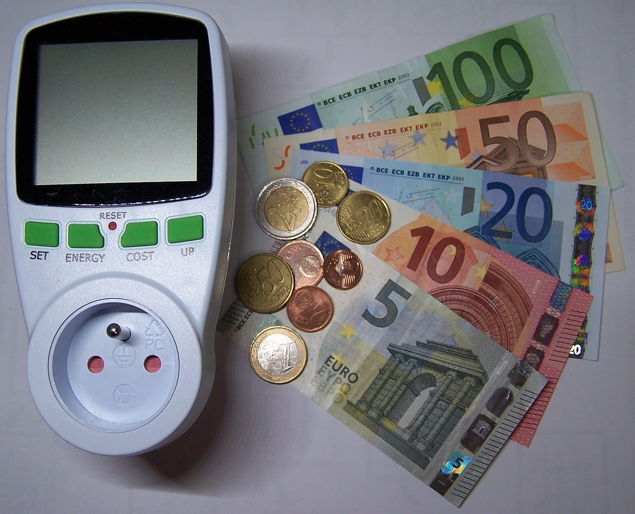 Électricité : EDF met à l'essai un tarif flexible destiné aux petits consommateurs