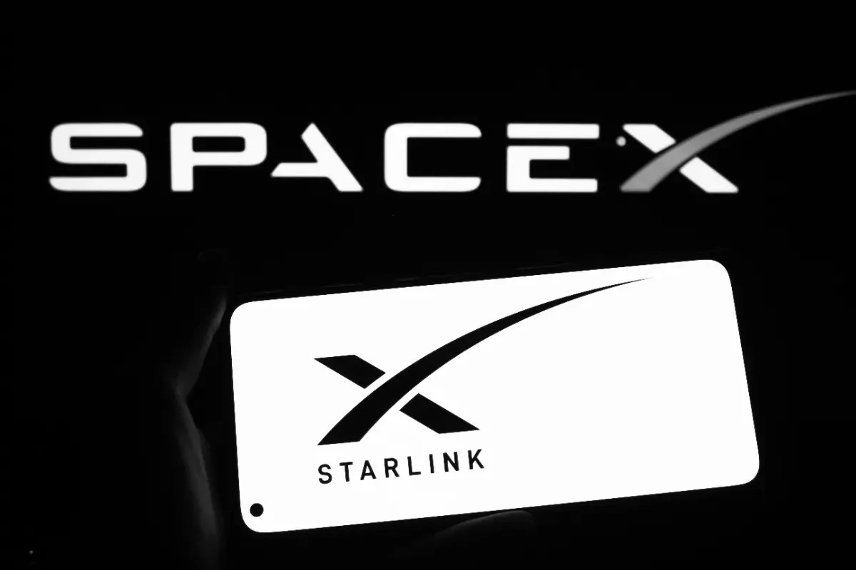 Elon Musk prépare le lancement d'un smartphone indépendant des opérateurs et des forfaits : les télécommunications surprises par l'impact de Starlink.