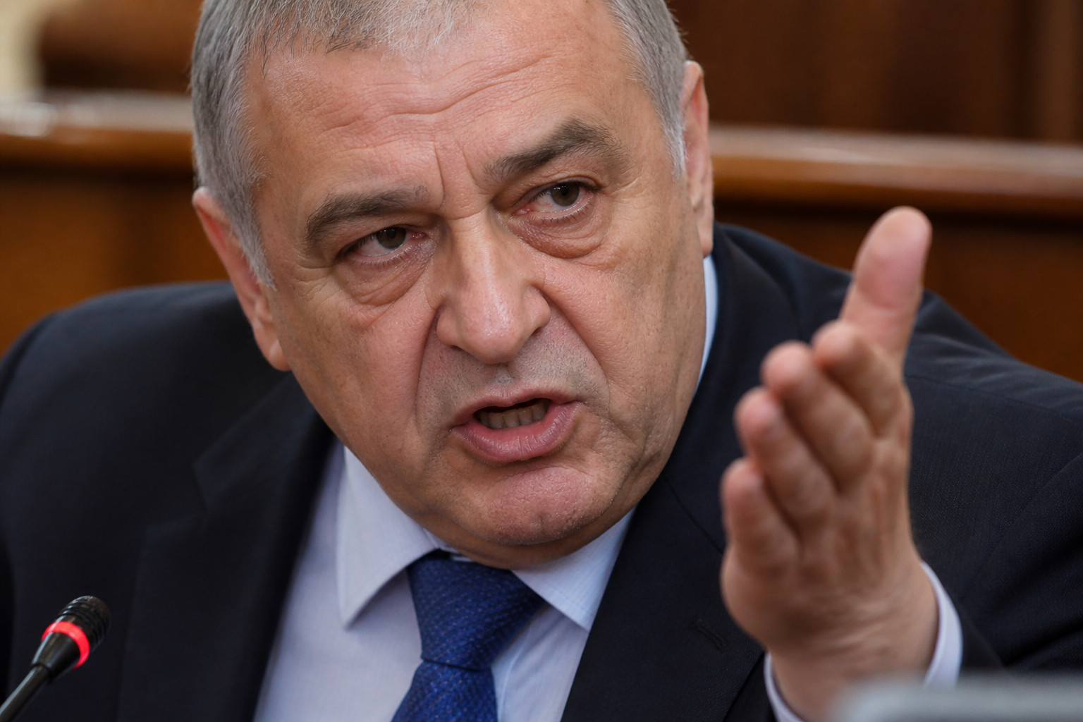 Un député bulgare prorusse réclame un retour aux importations d'énergie russe