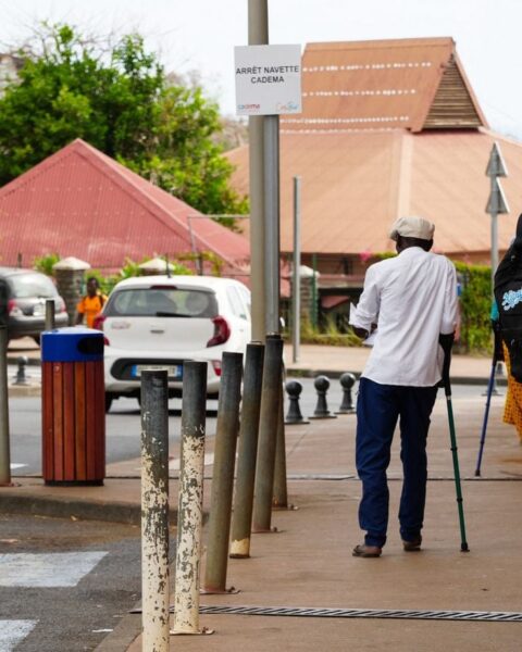 La France renforce l'accès à la nationalité pour les enfants nés à Mayotte malgré les contestations