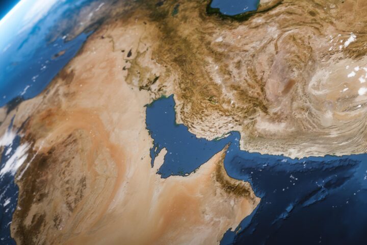 La guerre en Iran pourrait menacer l'accès mondial à Internet via le détroit d'Hormuz