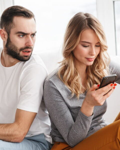 La jalousie dans le couple : comment s'en libérer face aux troubles émotionnels ?
