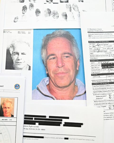 La police britannique enquête sur des allégations d'abus sexuel d'enfants liées aux fichiers Epstein