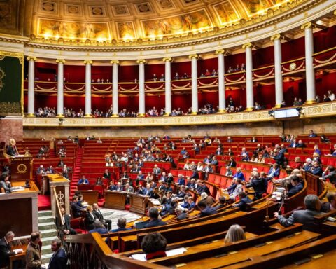 L'Assemblée nationale adopte l'allongement de la rétention des étrangers jugés dangereux
