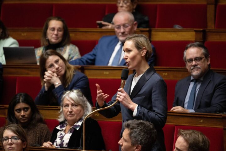 L'Assemblée nationale discute d'une loi pour informer les victimes de la libération de leurs agresseurs
