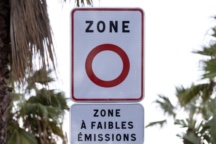 Le Conseil constitutionnel invalide la suspension des zones à faibles émissions en France