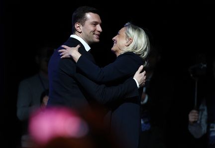 Le meeting du Rassemblement national à Mâcon : enjeux et tensions à l'approche de l'élection présidentielle de 2027