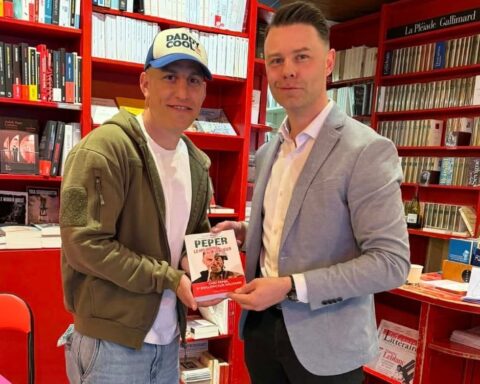 Le militaire influenceur Chef Peper publie son livre !