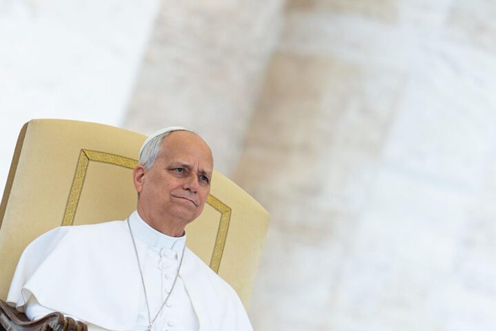 Le pape Léon rejette les accusations de Trump sur les armes nucléaires et appelle à la vérité